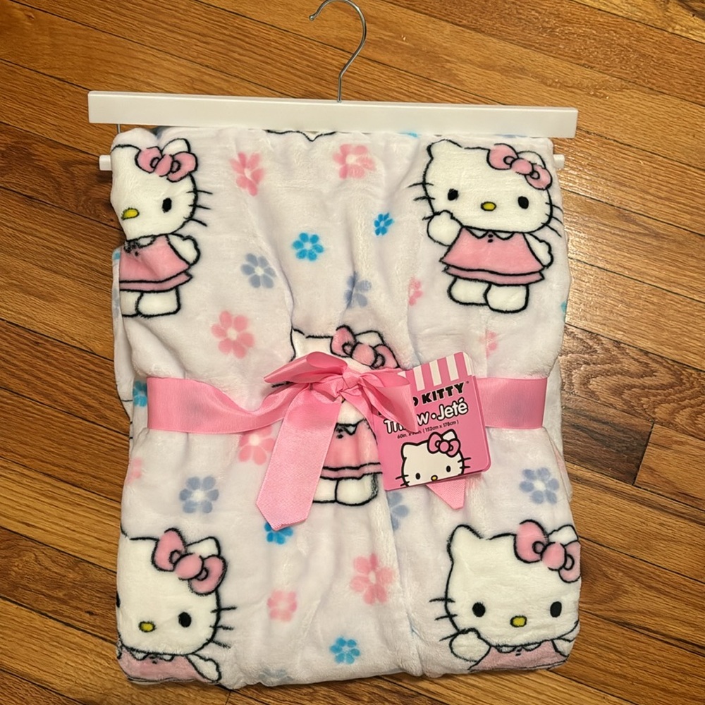 Hello Kitty Spring Flowers Plush Throw Blanket 60in x 70in